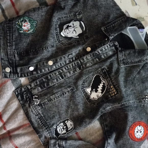 SOLD @MARKET! Nosferatu! Horror movie lovers cropped acid washed jacket - Picture 5 of 16